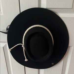 Peter Grimm Wool Hat